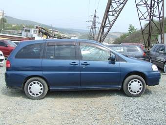 1999 Nissan Liberty Wallpapers