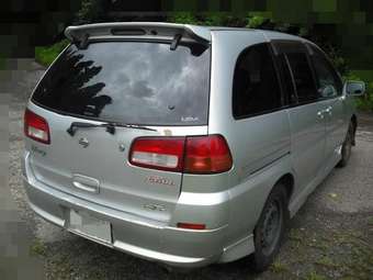 1999 Nissan Liberty Pictures