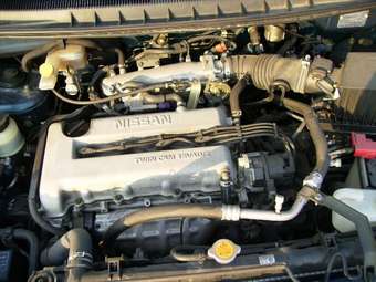 1999 Nissan Liberty Photos