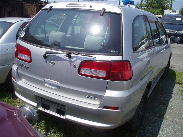 Nissan liberty 1999