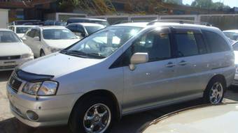 1999 Nissan Liberty Pictures