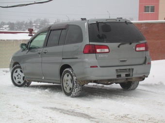 2000 Nissan Liberty