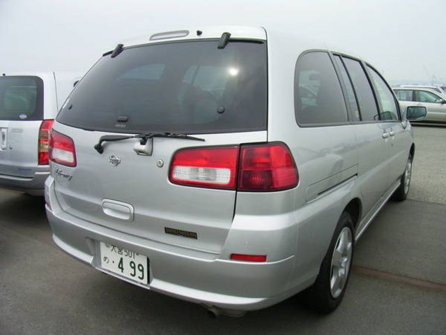 2000 Nissan Liberty
