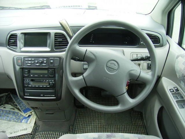 2000 Nissan Liberty