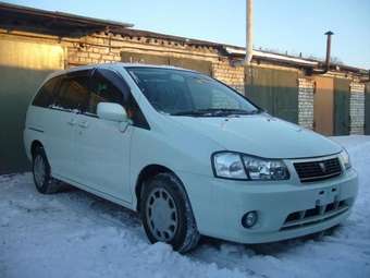 2000 Nissan Liberty