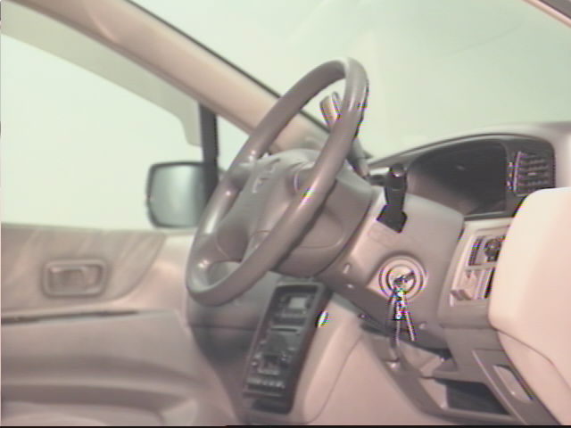 2000 Nissan Liberty Pics
