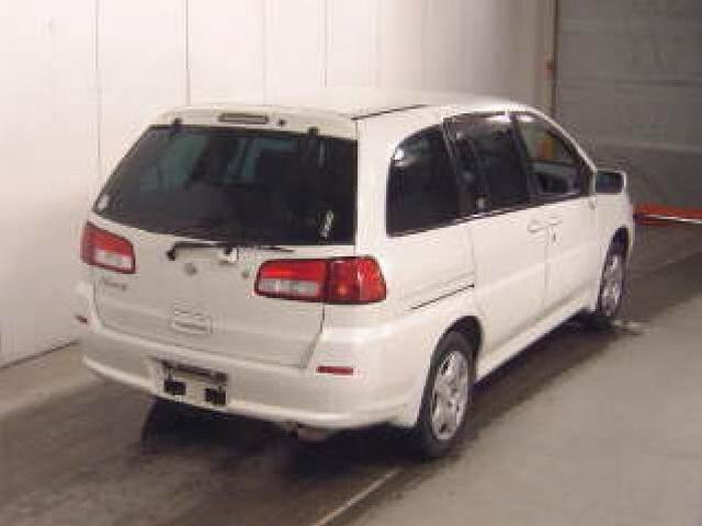2000 Nissan Liberty Pictures