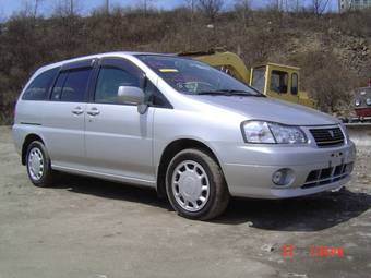 2000 Nissan Liberty