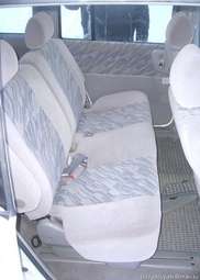 2000 Nissan Liberty Photos