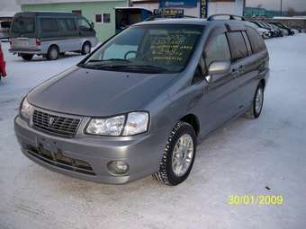 2000 Nissan Liberty Pictures