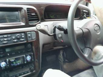 2000 Nissan Liberty Pictures