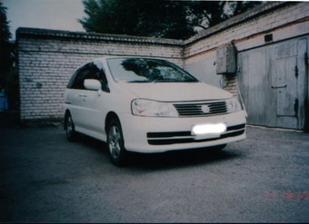 2001 Nissan Liberty