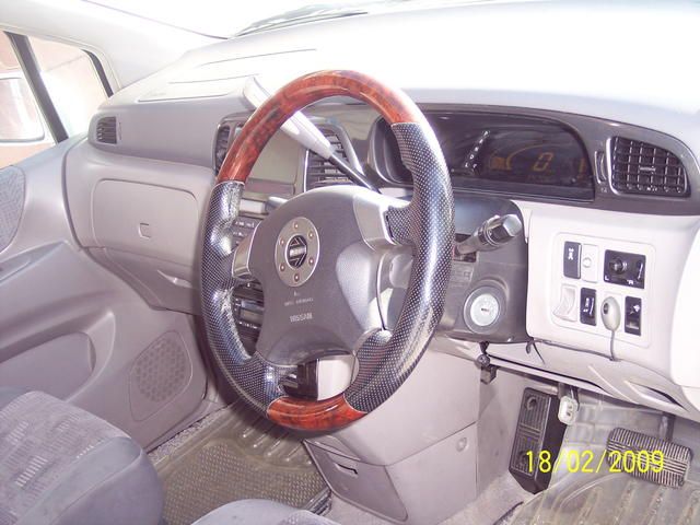 2001 Nissan Liberty