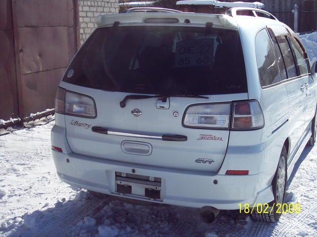 2001 Nissan Liberty