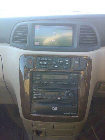 2001 Nissan Liberty