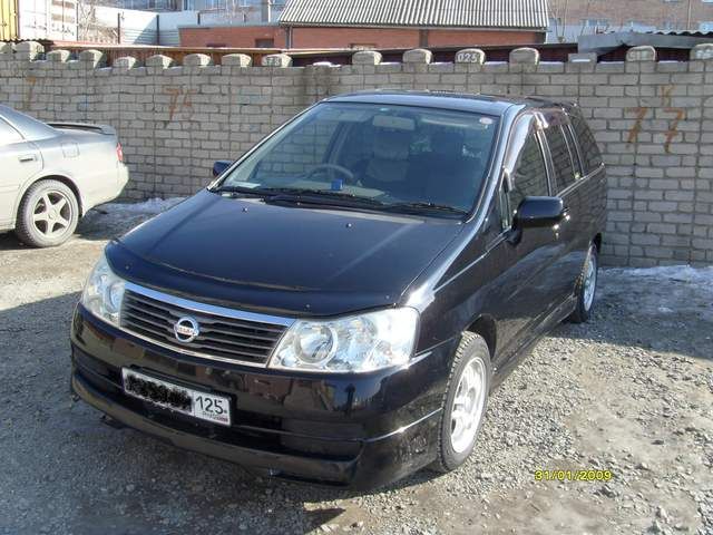 2001 Nissan Liberty