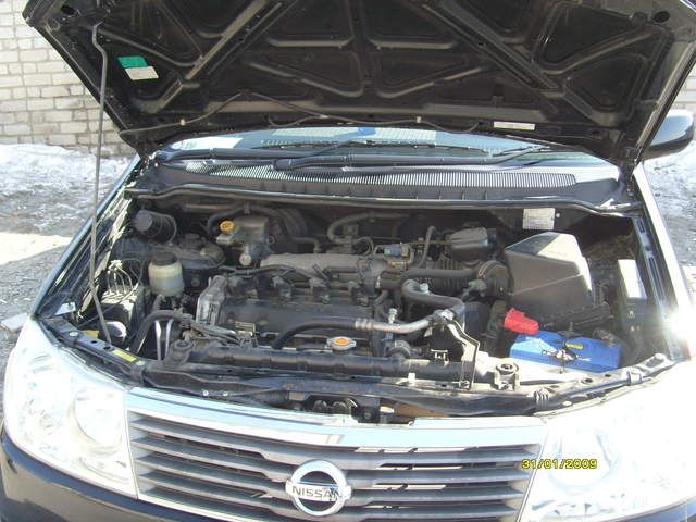 2001 Nissan Liberty