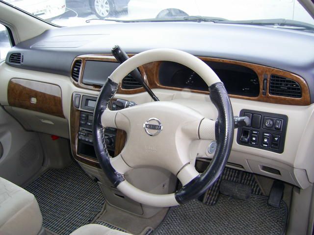2001 Nissan Liberty