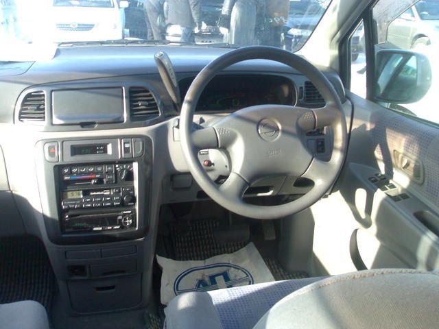 2001 Nissan Liberty