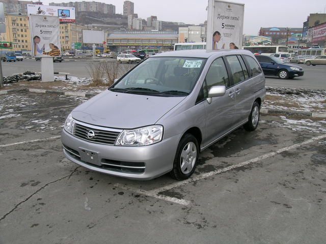 2001 Nissan Liberty