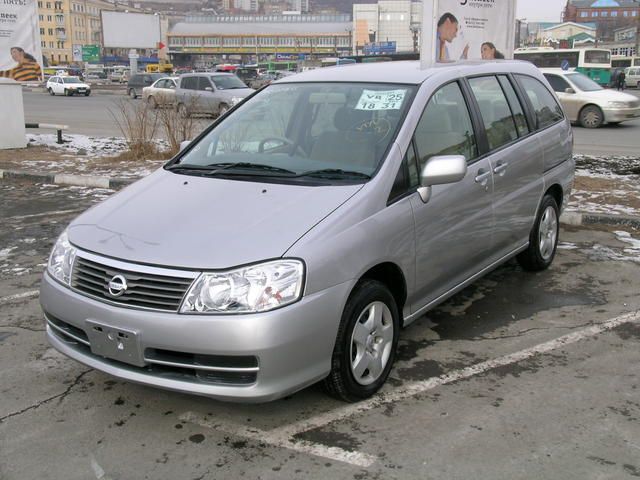 2001 Nissan Liberty