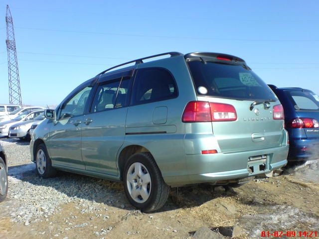 2001 Nissan Liberty