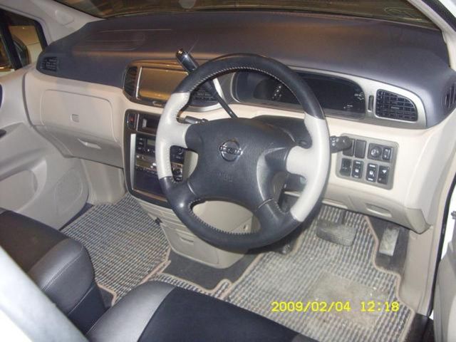 2001 Nissan Liberty