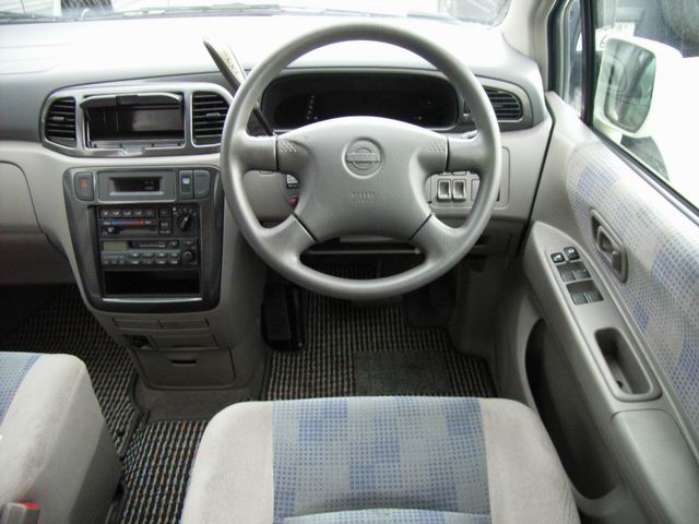 2001 Nissan Liberty Images