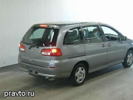 2001 Nissan Liberty Photos