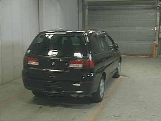 2001 Nissan Liberty Pictures