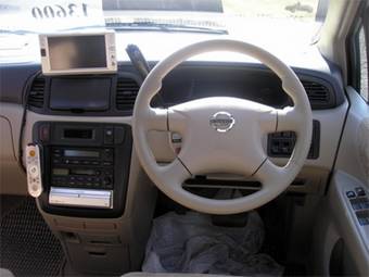 2001 Nissan Liberty Pictures