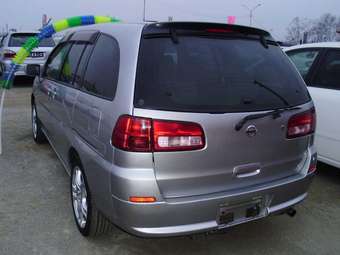 2001 Nissan Liberty Photos