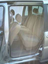 2001 Nissan Liberty Pictures
