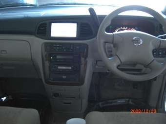 2001 Nissan Liberty Pics