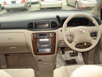 2001 Nissan Liberty Images