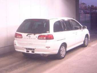 2001 Nissan Liberty Pictures