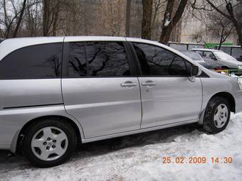 2001 Nissan Liberty Pictures