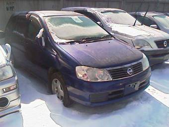 2001 Nissan Liberty Pics