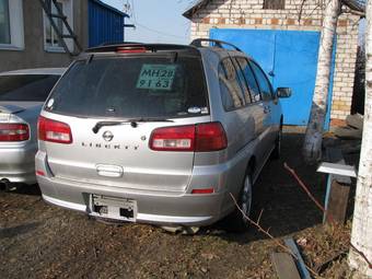 2001 Nissan Liberty Images