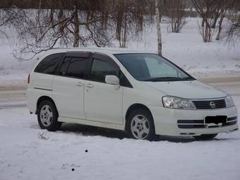 2001 Nissan Liberty Pictures