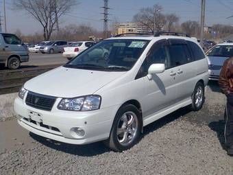 2001 Nissan Liberty Photos