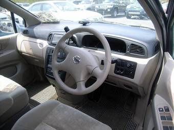 2001 Nissan Liberty Pictures