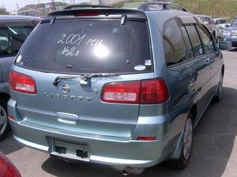 2001 Nissan Liberty Pictures