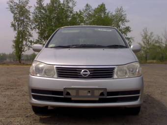 2001 Nissan Liberty Images