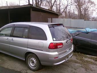 2001 Nissan Liberty Pictures