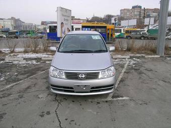 2001 Nissan Liberty Pictures