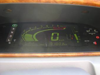 2001 Nissan Liberty Photos