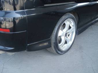 2001 Nissan Liberty Photos