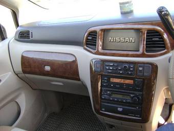 2001 Nissan Liberty Photos