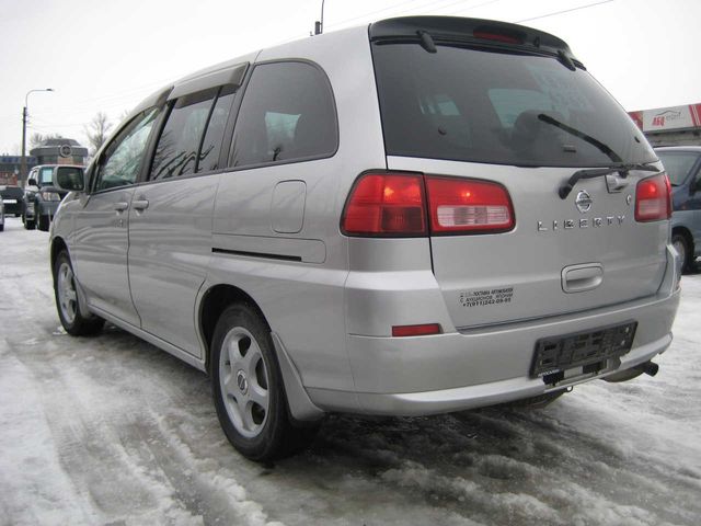 2002 Nissan Liberty